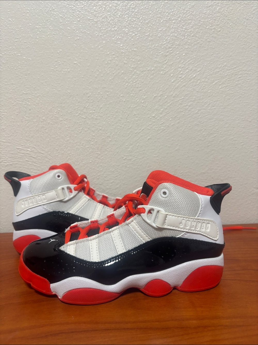 Authentic Grade School Air Jordan 6 Rings Kids Sneakers .Size 1 New